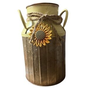 Vintage style jug with sunflower